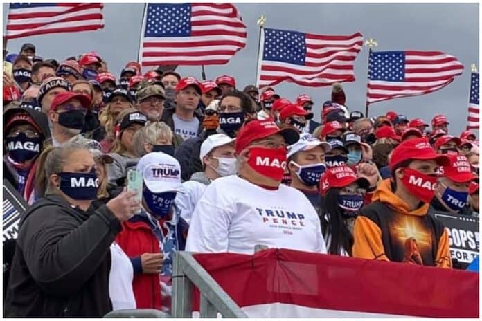 trump janesville masks