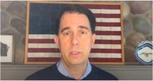 Scott walker endorses rebecca kleefisch