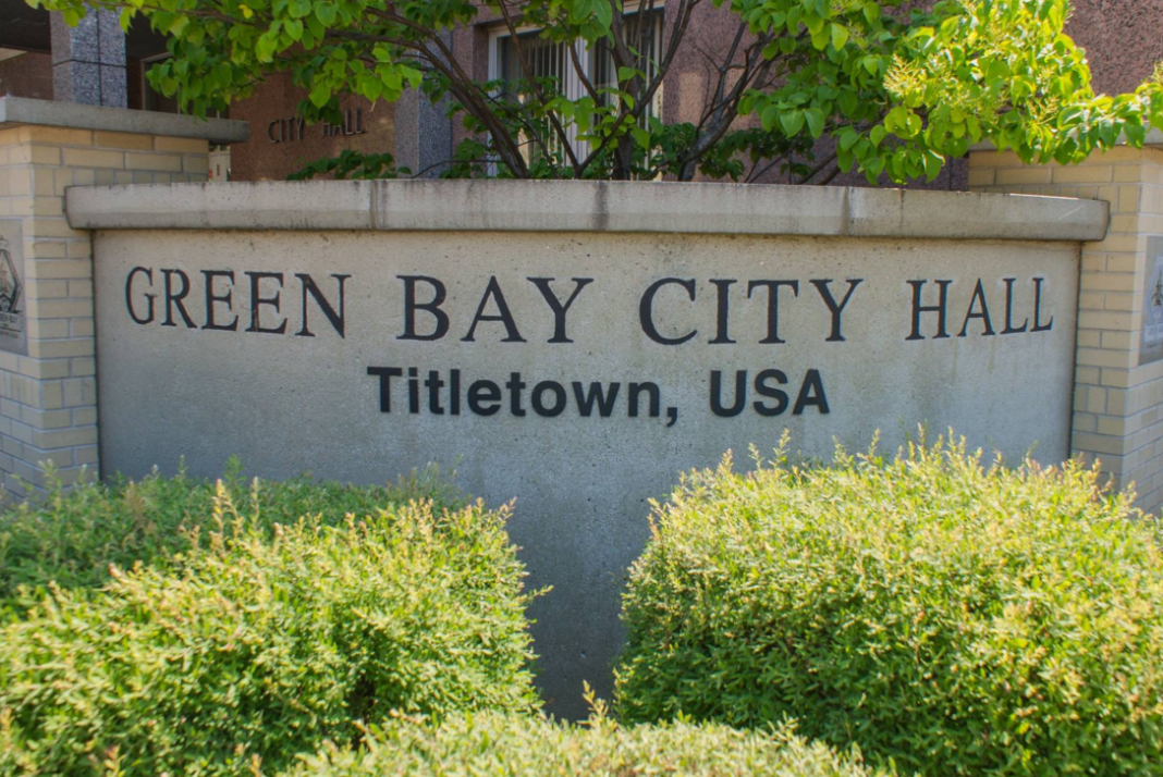 Green Bay Early Voting Observers