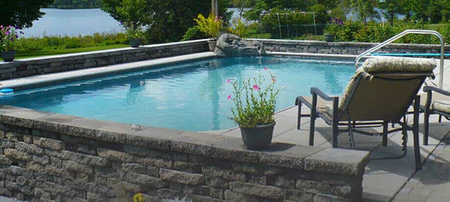 Hartford WI Homes with Swimming Pool For Sale