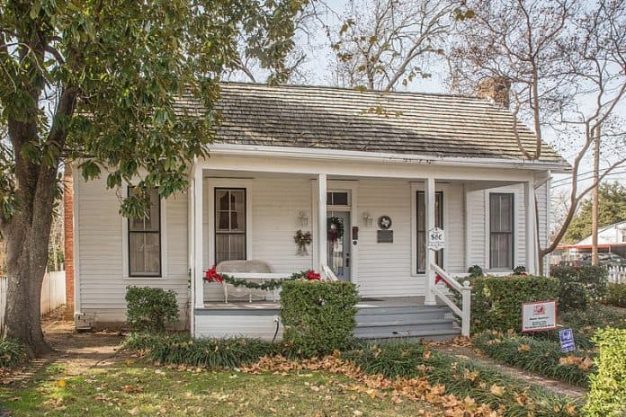 West Bend WI Tiny Houses For Sale