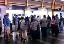 Department of Transportation to Require Airlines Compensate Stranded Passengers Airlines Compensate Stranded Passengers