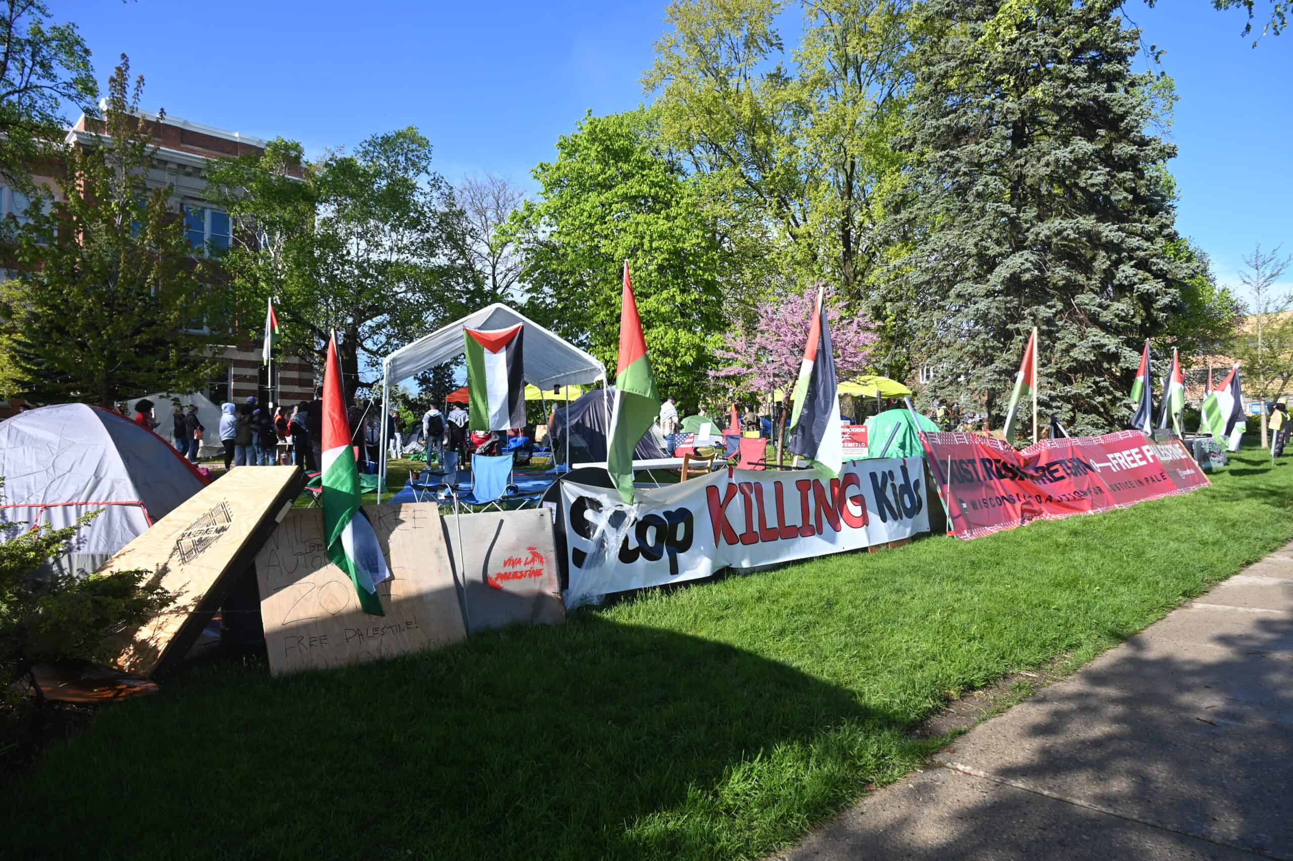 Uwm protesters